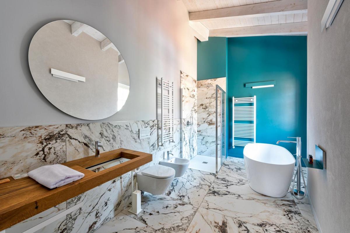 Vulcano Palace Castro  Extérieur photo